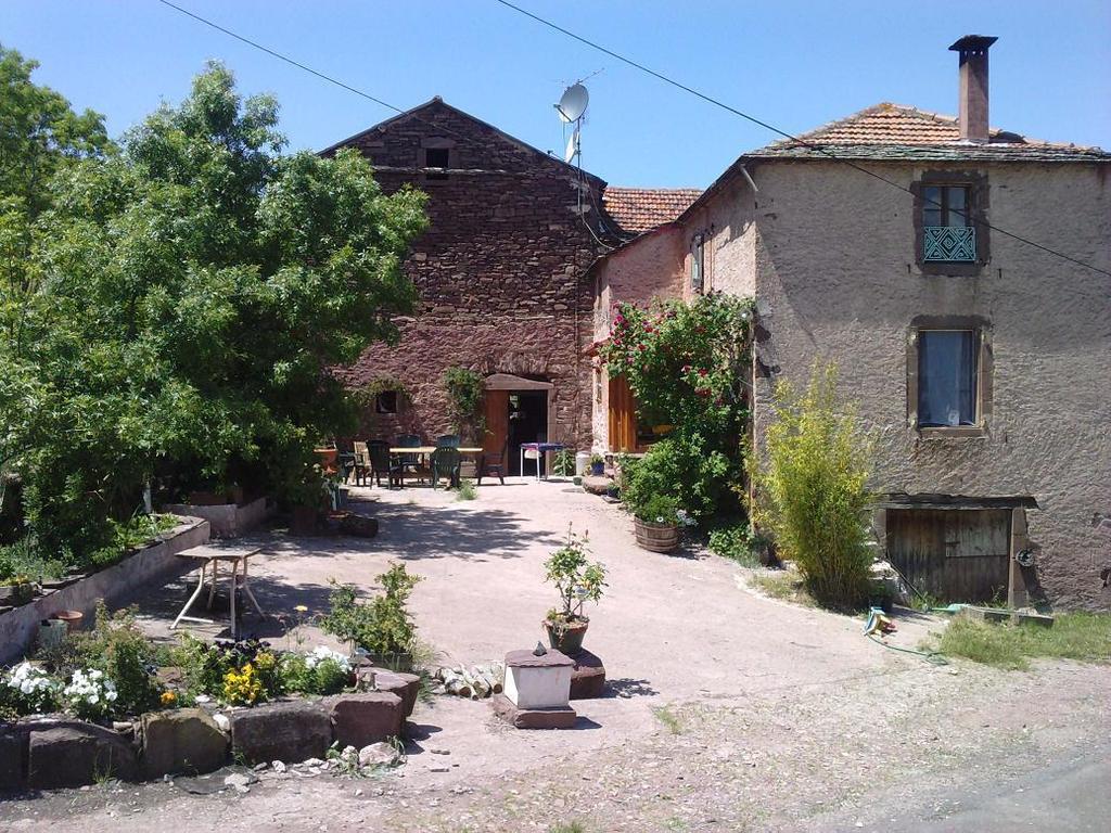 Gite Des Monts Saint-Izaire Phòng bức ảnh